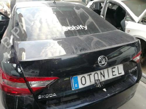 Used Tailgate SKODA SUPERB III (3V3) 2.0 TDI (150 hp) 16400896