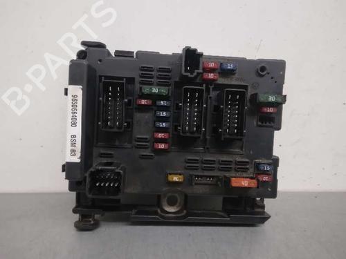 Used Fuse box CITROËN XSARA (N1) 2.0 HDi 90 (90 hp) 13314798