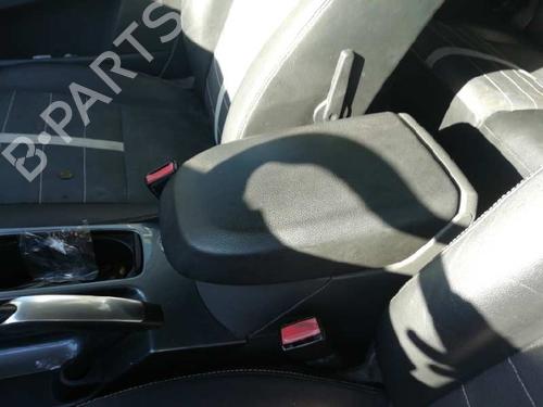 Used Armrest / Center console FORD KUGA I 2.5 4x4 (200 hp) 16933225