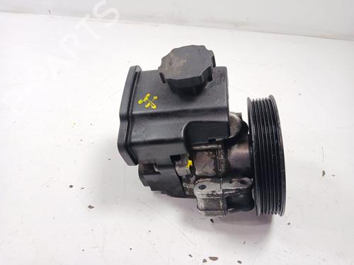 Used Steering pump Steering pump MERCEDES-BENZ C-CLASS (W204) C 220 CDI (204.008) (170 hp) 33806104 33806104