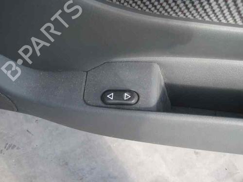 Right taillight PEUGEOT 306 Hatchback (7A, 7C, N3, N5)  | BP2382423C35 