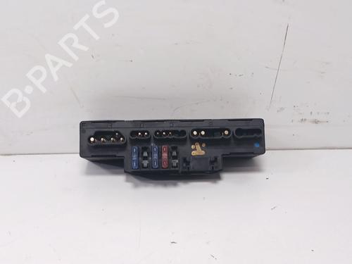 Zekeringkast Zekeringkast MERCEDES-BENZ E-CLASS (W210) E 290 Turbo-D (210.017) (129 hp) 37447161 37447161