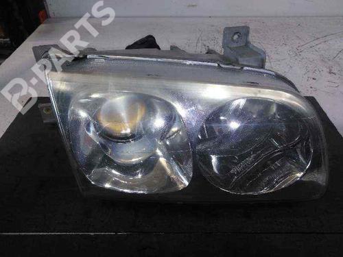 Used Right headlight HYUNDAI TRAJET (FO) 2.0 CRDi (113 hp) 4592887
