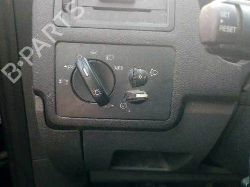 Left front fog light FORD FOCUS C-MAX (DM2) 2.0 TDCi | BP5033695C30 