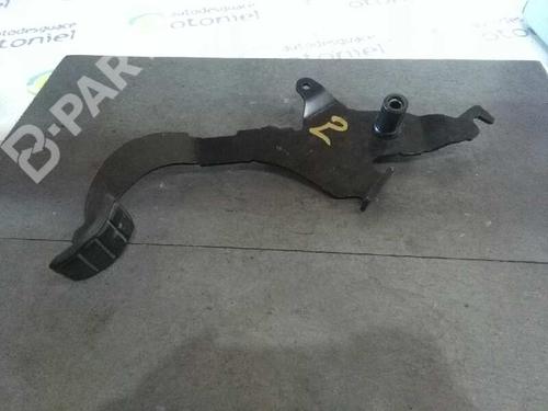 Clutch pedal RENAULT LAGUNA I (B56_, 556_)  | BP8784757I13 