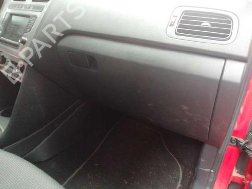 Used Glove box VW POLO V (6R1, 6C1) [2009-2022]  16978552