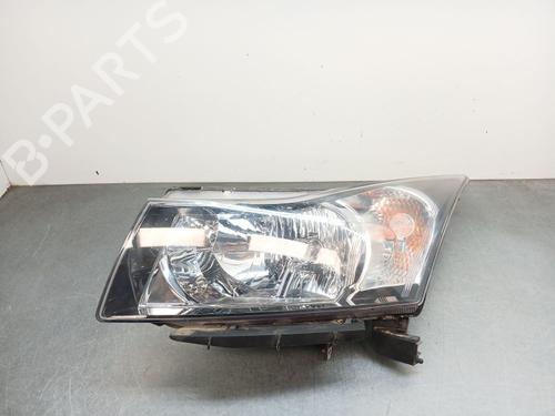 left-headlight-chevrolet-cruze-j300-2009-38946878 main image