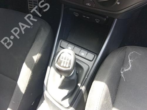 gearstang-hyundai-bayon-bc3-2021-38293423 main image