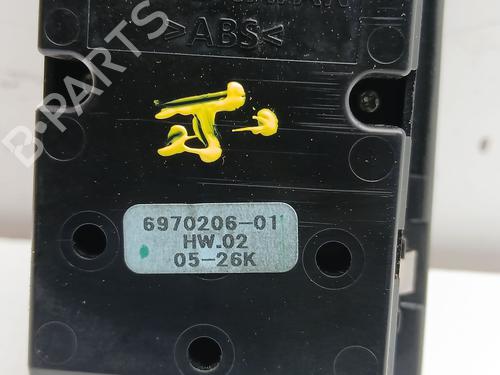 Left front window switch BMW 1 (E87) 116 i | BP32299290I27