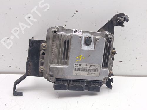 engine-control-unit-ecu-renault-scenic-ii-jm01_-2003-2004-2005-2006-2007-2008-2009-2010-31679648 main image