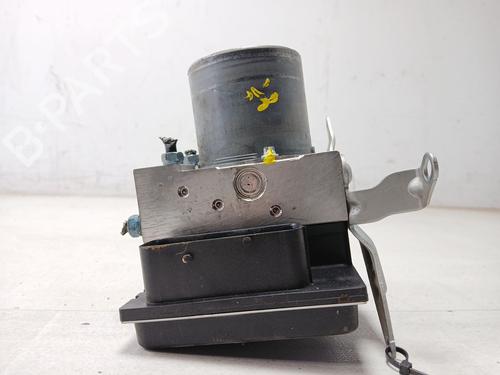Used ABS pump BMW X1 (E84) sDrive 18 d (143 hp) 23946969
