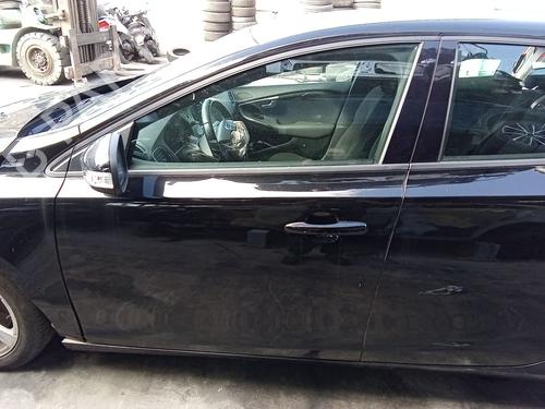 left-front-door-volvo-v40-hatchback-525-2012-2013-2014-2015-2016-2017-2018-2019-40194834 main image