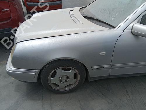 Used Left front fenders Left front fenders 37609217 37609217
