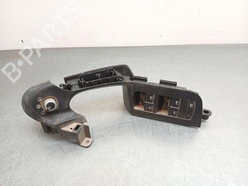 Used Left front window switch Left front window switch 17461055 17461055