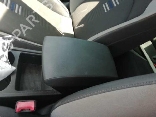 Used Armrest / Center console SEAT LEON (5F1) [2012-2021]  18786817