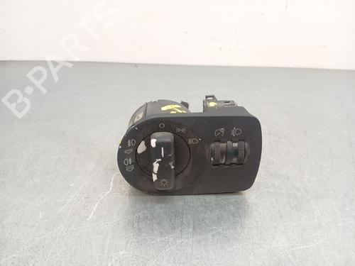 Used Headlight switch Headlight switch 37197517 37197517