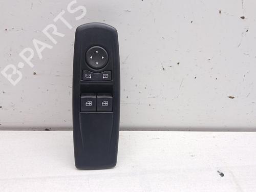 Used Left front window switch RENAULT MEGANE III Coupe (DZ0/1_) [2008-2016]  30061970