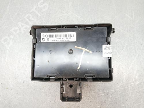 Fuse box RENAULT CLIO III (BR0/1, CR0/1) 1.4 16V | BP30176130E1