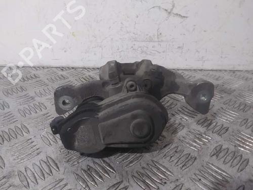 Right rear brake caliper TOYOTA COROLLA Saloon (_E21_) 1.8 VVTi Hybrid (ZWE211, MZEA12) | BP16127126M106 