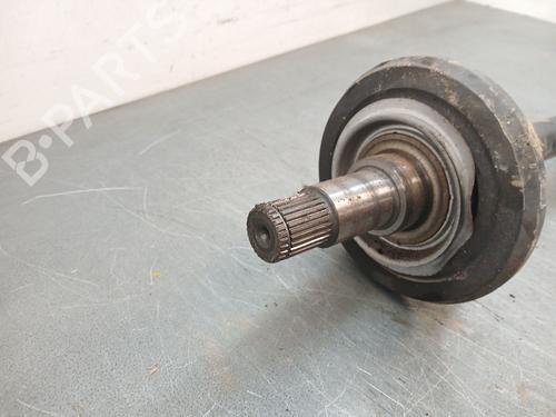 Left rear driveshaft MERCEDES-BENZ C-CLASS (W205) C 200 BlueTEC / d (205.037) | BP28602091M40 