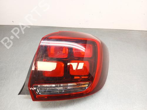 right-taillight-dacia-sandero-ii-2012-38255342 main image