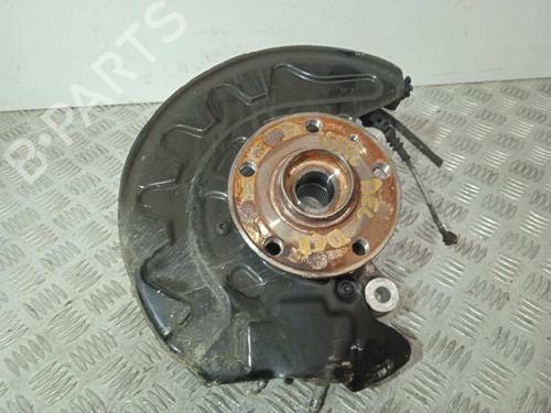 Used Right front steering knuckle VW ARTEON (3H7, 3H8) 2.0 TDI (200 hp) 12600504
