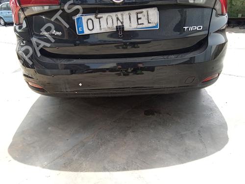 Used Rear bumper Rear bumper 37477727 37477727