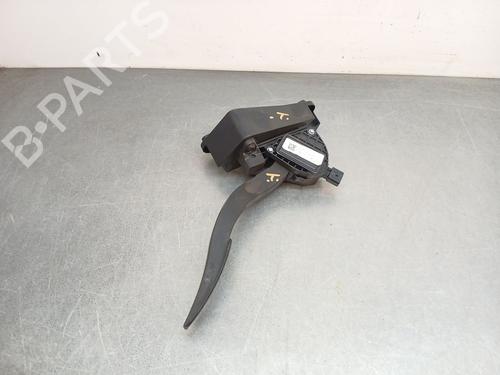 pedal-jaguar-i-pace-x590-2018-39095418 main image