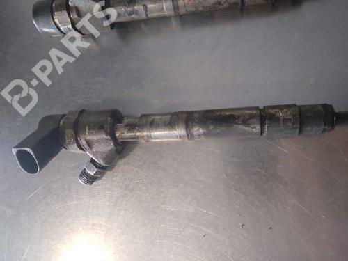 Used Injector MERCEDES-BENZ VITO / MIXTO Van (W639) [2003-2025]  11956899