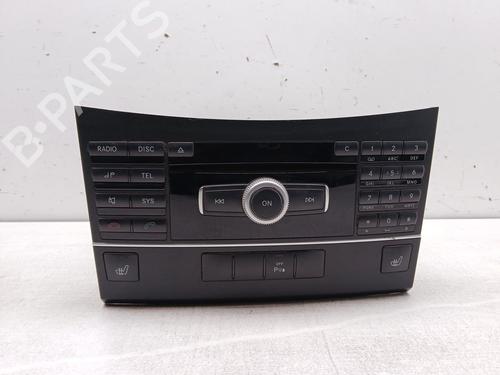 Used Radio MERCEDES-BENZ E-CLASS Coupe (C207) E 350 CDI (207.322) (231 hp) 12469179
