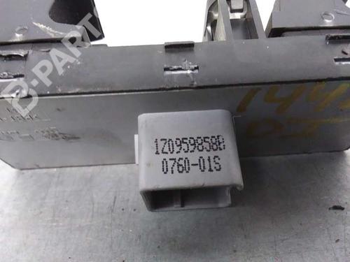 Left front window switch SKODA SUPERB II Estate (3T5) 2.0 TDI 16V | BP10228268I27 