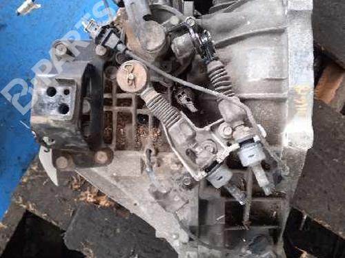 Used Gearbox HYUNDAI i30 (FD) 1.6 CRDi (90 hp) 6811884