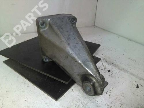 Used Engine mount MERCEDES-BENZ C-CLASS (W203) [2000-2007]  8784827