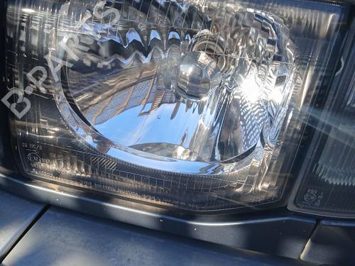 Used Left headlight MITSUBISHI PAJERO II (V3_W, V2_W, V4_W, V5_W) 2.8 TD (V46W, V26W) (125 hp) 29566475