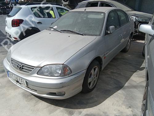 Brugte TOYOTA AVENSIS (_T22_) 2.0 D-4D (CDT220) 4921895