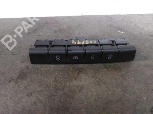 Switch SEAT TOLEDO IV (KG3) 1.6 TDI (105 hp) 6936382