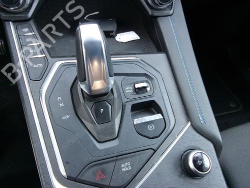 switch-lynk-co-01-2017-39239397 main image