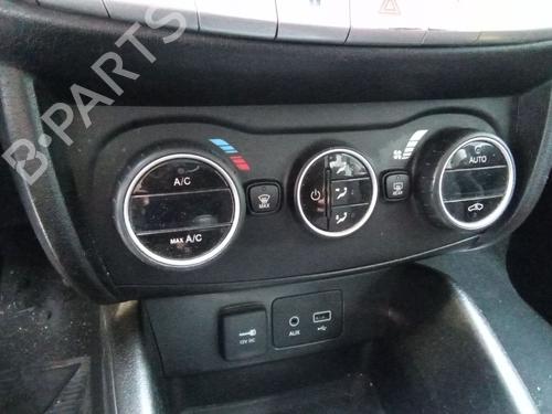Mando climatizador Mando climatizador FIAT TIPO Estate (356_, 357_) 1.4 LPG (356WXF1B) (120 hp) 37487320 37487320
