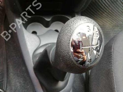Used Gear lever DACIA SANDERO II [2012-2025]  13900920
