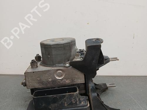 Used ABS pump MERCEDES-BENZ B-CLASS Sports Tourer (W246, W242) B 180 CDI (246.200) (109 hp) 29613685