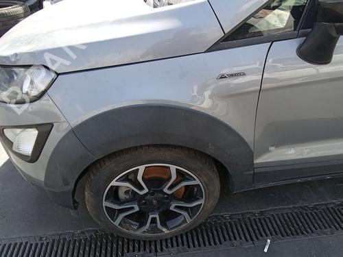Used Left front fenders Left front fenders 38224740 38224740