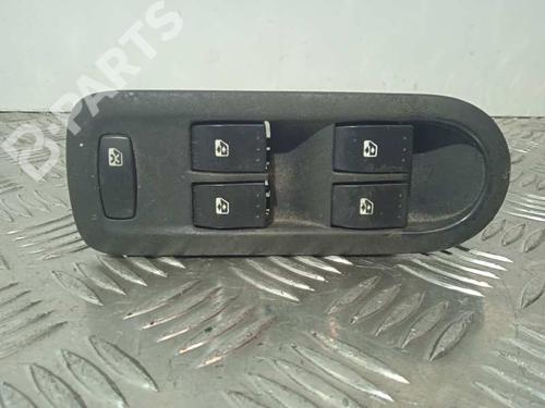 Used Left front window switch Left front window switch RENAULT SCÉNIC II (JM0/1_) [2003-2010] 8729535 8729535