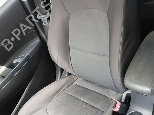 Used Right front seat KIA RIO III (UB) 1.1 CRDi (75 hp) 28296714
