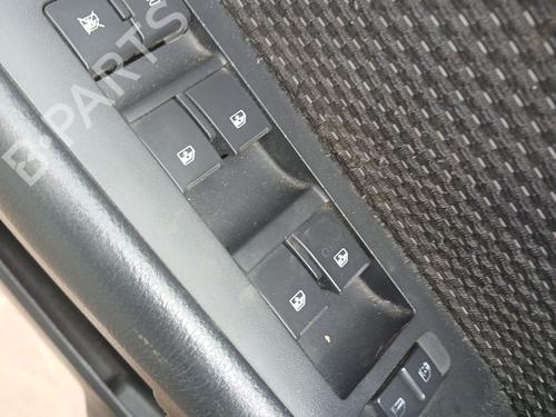 Venstre fortil elrude kontakt CHEVROLET CAPTIVA (C100, C140) 2.0 D (126 hp) 22959667