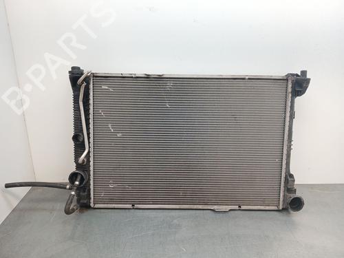 water-radiator-mercedes-benz-c-class-w204-2007-2008-2009-2010-2011-2012-2013-2014-2015-34152204 main image