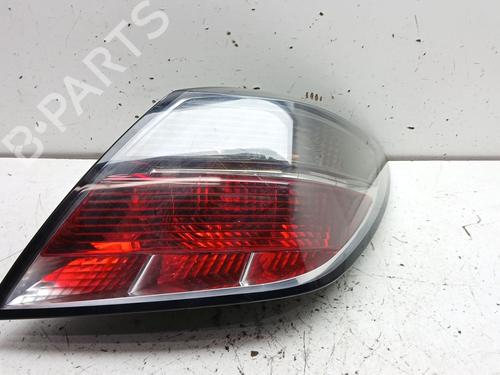 Venstre Baklys Venstre Baklys OPEL ASTRA H GTC (A04) 1.7 CDTi (L08) (101 hp) 35727328 35727328
