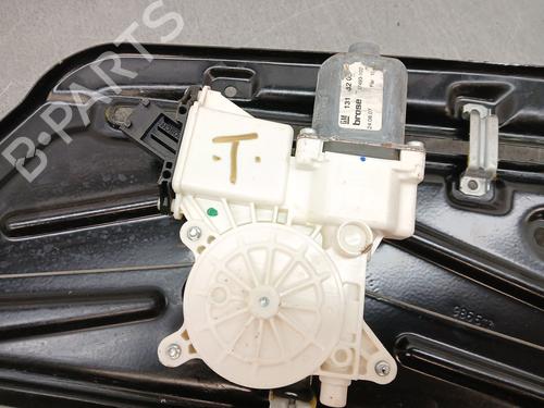 Vindusheismekanisme venstre bak OPEL ASTRA H TwinTop (A04) 1.9 CDTi (L67) | BP30544261C24