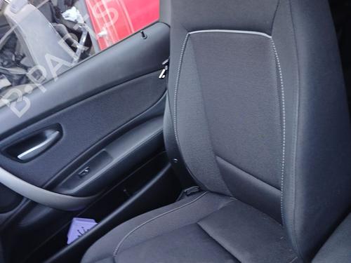 Sæde højre fortil BMW 1 (E87) 118 d (143 hp) 27867800