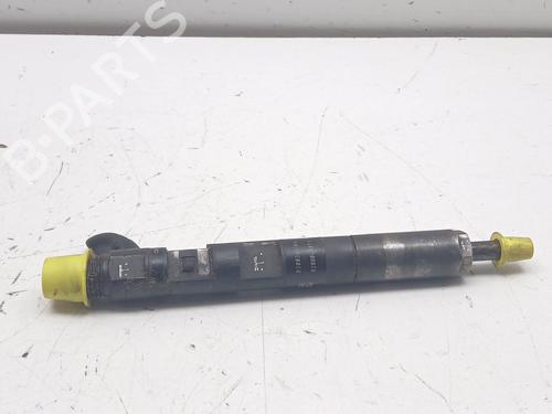 injector-renault-clio-ii-bb_-cb_-1998-1999-2000-2001-2002-2003-2004-2005-2006-2007-2008-2009-2010-2011-2012-2013-2014-2015-2016-32089932 main image