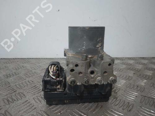 Used ABS pump TOYOTA URBAN CRUISER (_P1_) 1.33 (NSP110_, NSP110R) (99 hp) 13877573